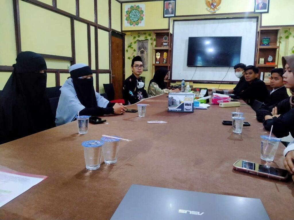 RAPAT TATA KELOLA PENYUSUNAN LAPORAN LED DAN MONEV PRODI SPI