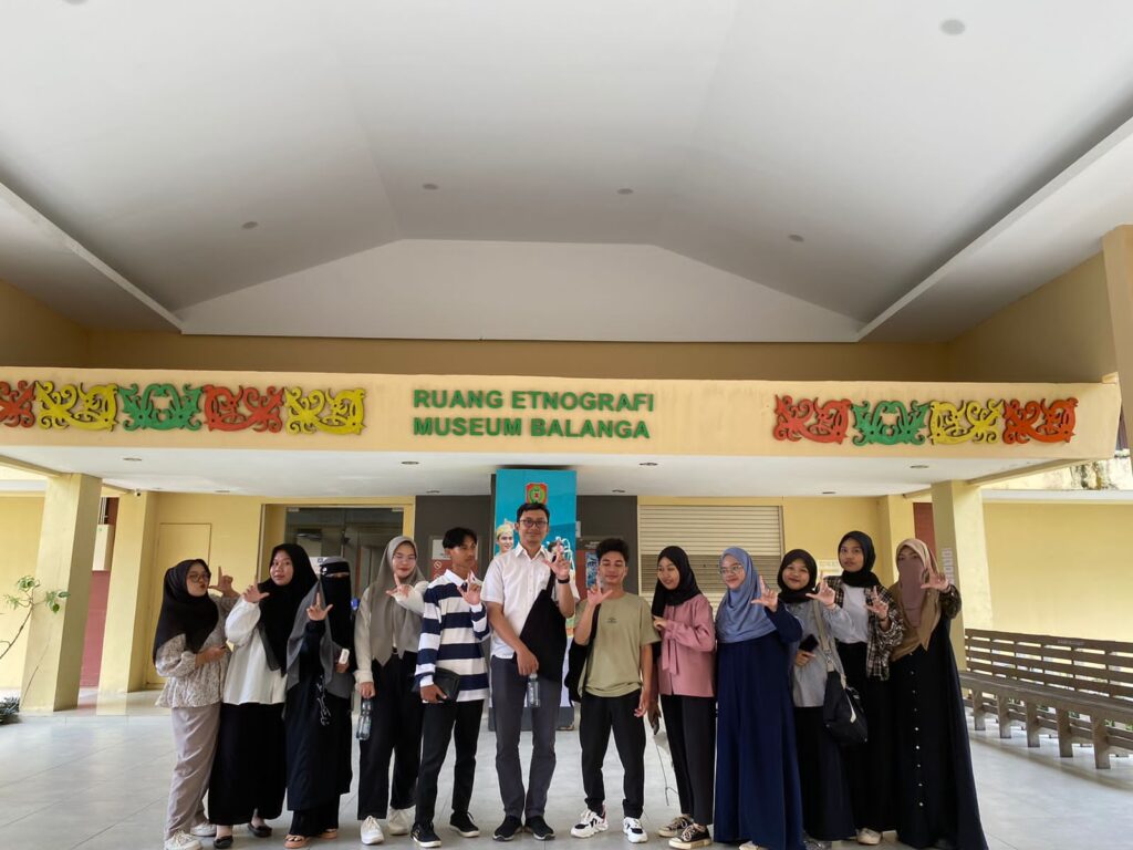 PRAKTIKUM KAJIAN NASKAH PRODI SEJARAH PERADABAN ISLAM